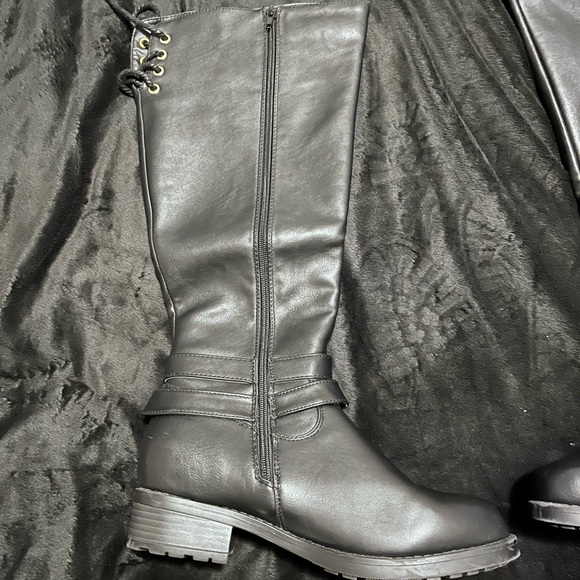 MK Women Combat Boots - Picture 8 of 14